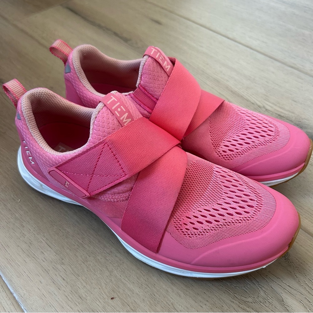 TIEM Slipstream Coral Pink Women's Cycling Shoe US 8.5 UK 6 with SPD Clips